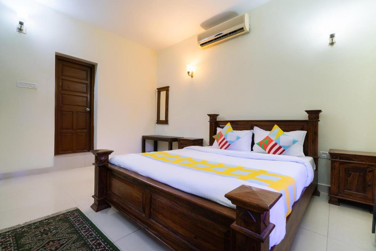 Oyo Home 63551 Pleasant Stay Near Fort Kochi Beach Exterior photo